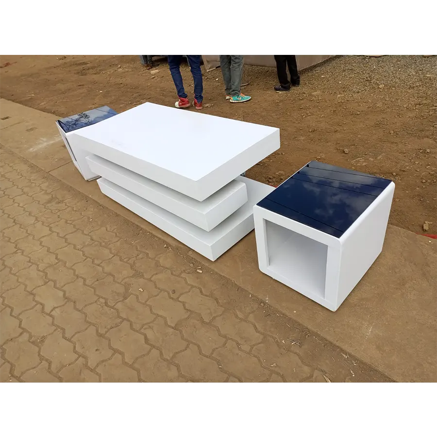 white-coffee-table-with-2-stools